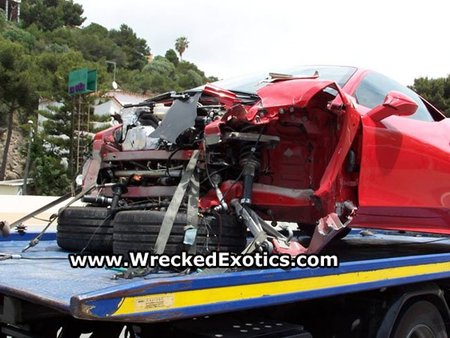 Ferrari 458 Italia accidentado