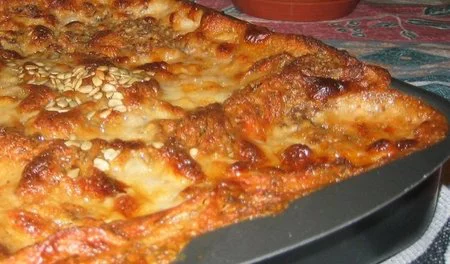 Aproveche la carne cocinada para hacer Lasagna