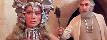 James Cameron trabajó en una película que no solo fusilaba Los Siete Samuráis, también copia a Star Wars con todo descaro