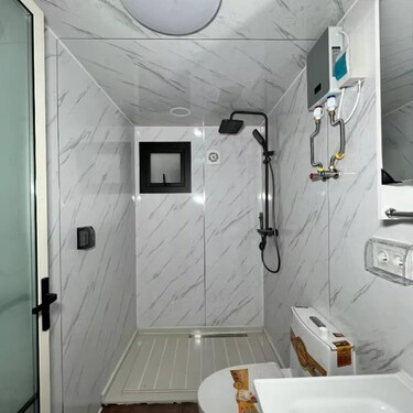 Amazon tiene una casa prefabricada expandible con tres dormitorios, cocina completa y baño por menos de 8.000 euros