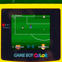 En Sevilla estuvieron a punto de convertir PC Fútbol en un juego portátil de Game Boy Color. Verlo en acción 25 años después sigue sorprendiendo