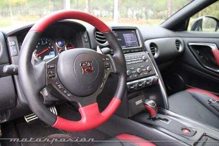 Nissan GT-R 2013