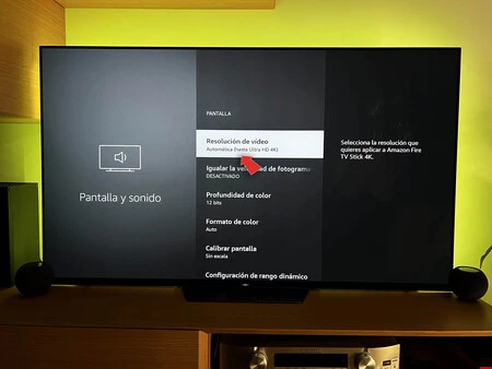 Descubre cómo usar el mando de Fire Stick TV para cambiar de fuentes en tu  tele con tu voz y Alexa