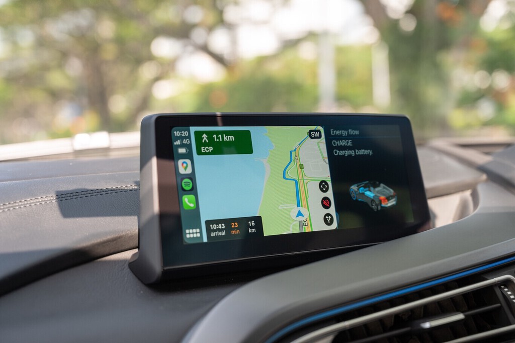 Confiar ciegamente en Google Maps y Waze para conducir puede salir caro. Estos conductores acabaron multados por exceso de velocidad