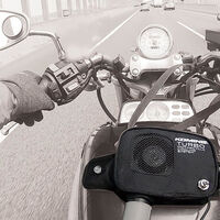 En Japón viven en 2050: Han fabricado una bolsa de depósito con turboventilador que refresca al motorista