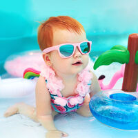 ¡El verano ya está aquí! Todo lo que necesitas para un día de piscina con tu bebé 