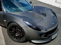 Lotus Elise con carrocería de fibra de carbono