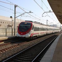 Trenes y autobuses gratis: requisitos y excepciones de los abonos en 2024