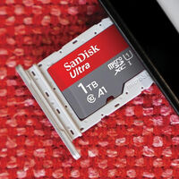 Se acabaron los problemas de espacio en tus consolas portátiles: esta microSD de 1 TB cae de precio y es la mejor solución