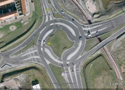 Rotondas versus turborrotondas, ¿en qué se diferencian y cómo debo conducir en ellas?