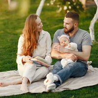 Tener un hijo juntos sin ser pareja: así funciona la copaternidad