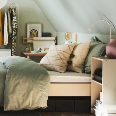 Ikea lanza una edición limitada de una mesita de noche en un color de tendencia que hará que tu dormitorio parezca de revista