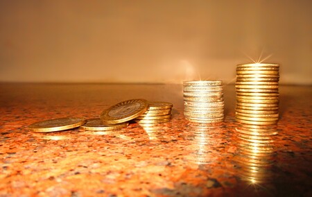 Las subidas de precio en las tarifas se acercan: esto es todo lo que puedes hacer para evitarlas (y hasta pagar menos)