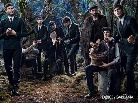 La campaña de Dolce & Gabbana y sus trajes para este otoño-invierno