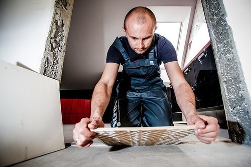 ¿Has iniciado una actividad profesional en 2018? Así puedes deducirla en la declaración de la renta 