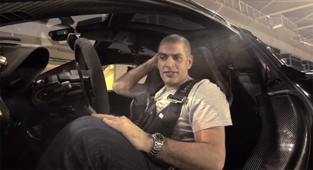 Chris Harris se pone al volante del McLaren P1