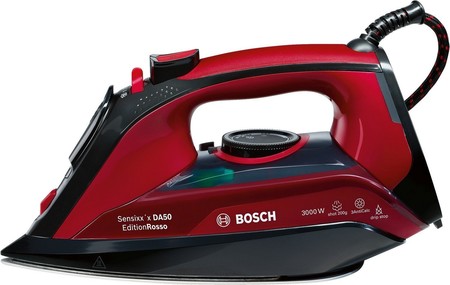 Oferta Flash en Amazon: plancha de vapor Bosch TDA503001P por sólo 52,49 euros con envío gratis hasta medianoche