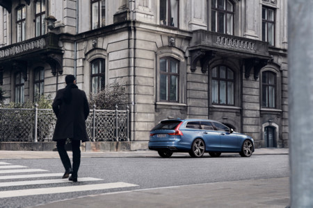 Volvo V90 R Design Location