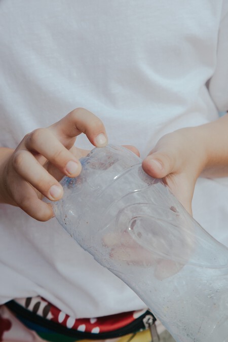 Antes de desecharlas: 3 ideas para reutilizar botellas PET y aprovecharlas al máximo