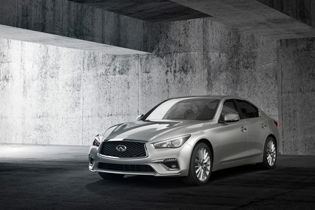 Propulsión híbrida con 364 CV para el nuevo Infiniti Q50 Hybrid, una berlina aún más refinada
