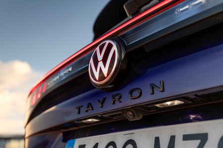 Detalles Tayron Ultra Violeta 3