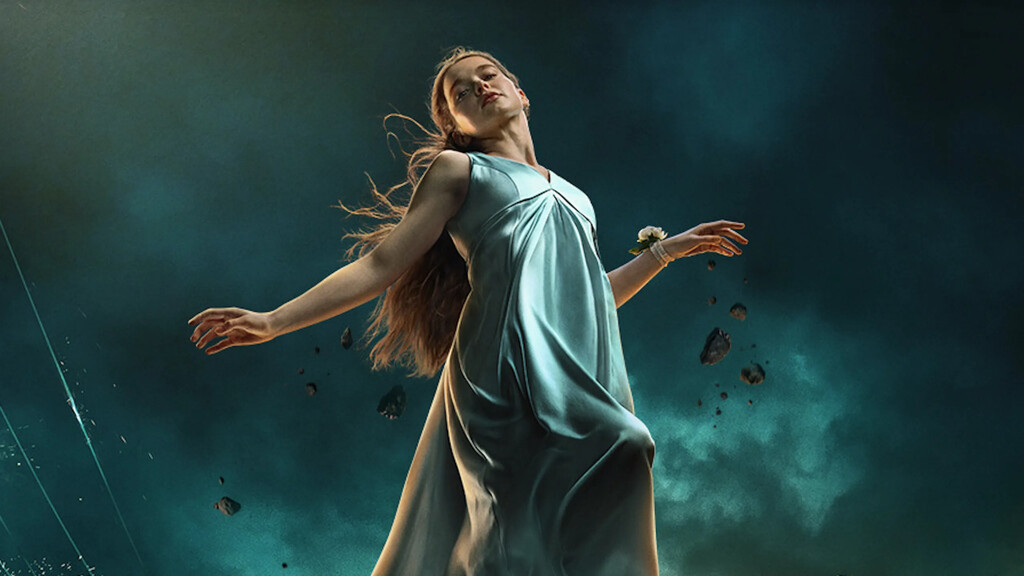 Creo que 'Carrie' ha metido la pata hasta el fondo en su final. Mike Flanagan usa a Stephen King como mera excusa para hacer su fan-fiction particular
