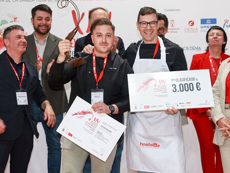 A La Izquierda Ivan Anaya Ganador Del Certamen