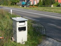 Ahora los radares se disfrazan de cubos de basura