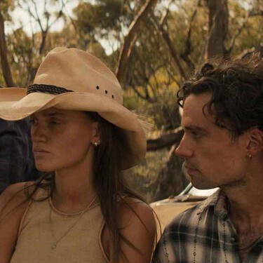 Netflix tiene la miniserie western de moda: solo seis capítulos, misterio y drama familiar en Australia
