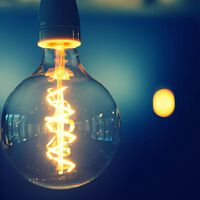 El Gobierno quiere acabar con las llamadas no deseadas de las compañías eléctricas. Estas son las novedades del nuevo Reglamento