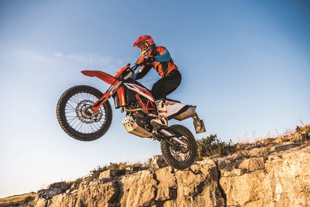 Ktm 690 Enduro R 2019 004
