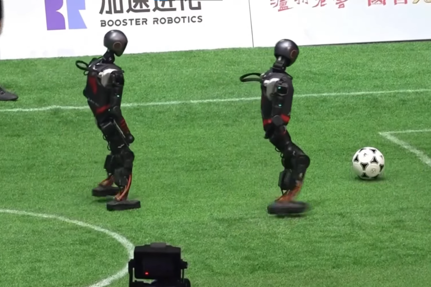 China está cumpliendo al fin el sueño húmedo de Guardiola: un equipo de fútbol de 11 robots