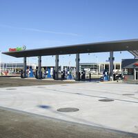 Cómo va a afectar a las gasolineras el descuento de los combustibles: auguran cierres pese a los reembolsos y anticipos