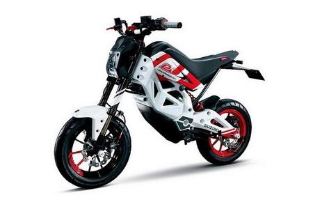 Suzuki Extrigger para descubrir la diversión del motociclismo