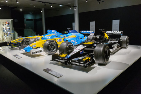 Todos los coches de Fernando Alonso desde el karting hasta el Dakar y pasando por la Fórmula 1