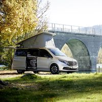 La Mercedes-Benz EQV se estrena en el segmento de las furgonetas camper eléctricas, como complemento de la Marco Polo