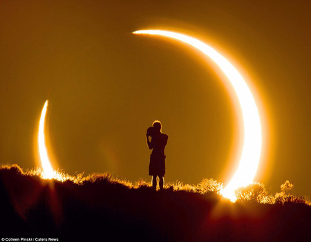 Increíble imagen de un eclipse solar por Colleen Pinski