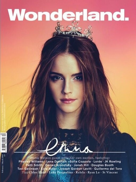 Cuando Emma Watson sale bien en una revista se ponga lo que se ponga