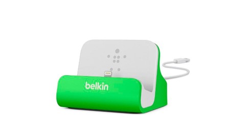 Belkin MixIt: base de carga para el iPhone en color verde en oferta flash de Amazon: 18,18 euros