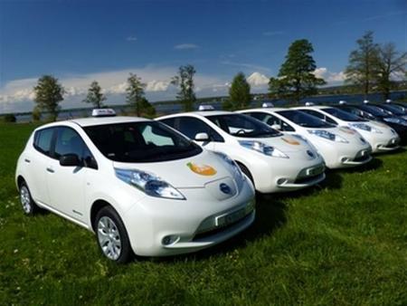 iTaxi amplía su flota Nissan LEAF en Suiza