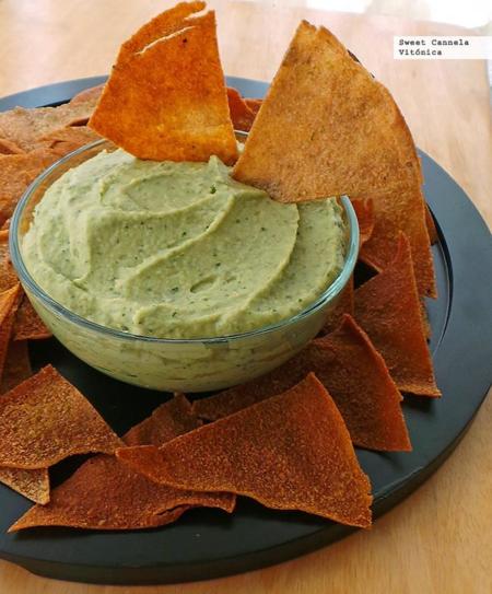 Hummus – Guacamole con pitas crujientes horneadas. Receta Saludable