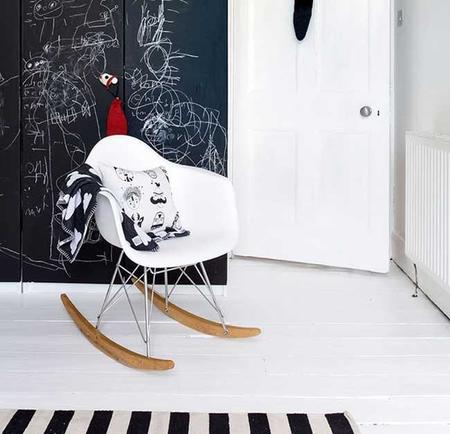 estampados gráficos en blanco y negro para decorar el dormitorio de tu bebé