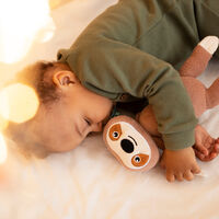 Por qué los expertos recomiendan usar luz cálida en la habitación del bebé. Así influye en su sueño