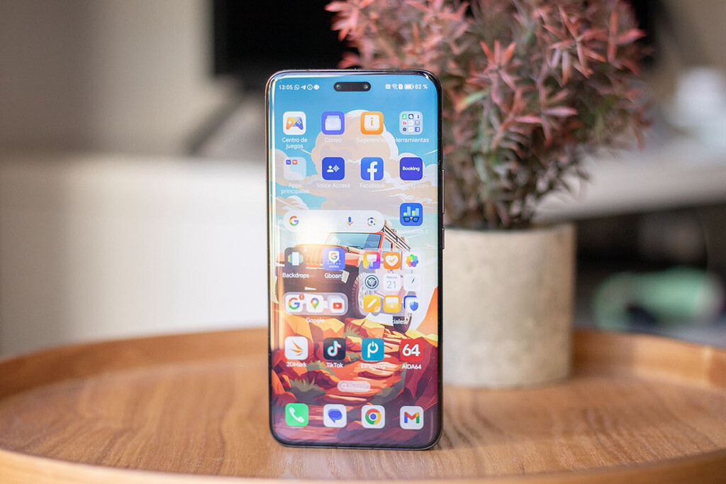 Las pantallas de 5.000 nits han llegado a los móviles. Sigue sin ser suficiente frente a los 1.600.000.000 de nits del sol