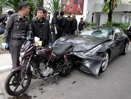 Jóvenes ricos con Ferrari generan un problema importante en Asia