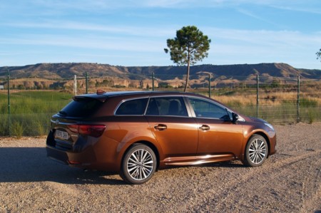 Toyota Avensis Ts 150d 650 05