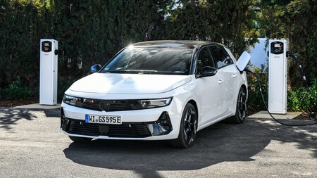 Opel Astra Phev 2024 Delantera 4 1000x563