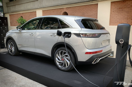 DS 7 Crossback E-Tense