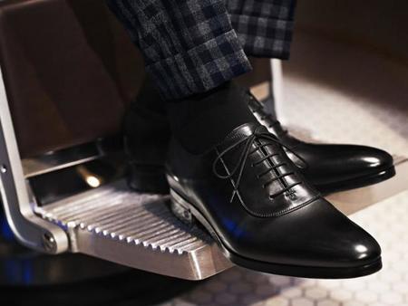 Gucci presenta colección tailoring para el invierno con Clement Chabernaud como imagen