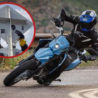 La DGT avisa a España. La señal S-13 puede costarte 200 euros de multa hasta sin pasarte de velocidad 